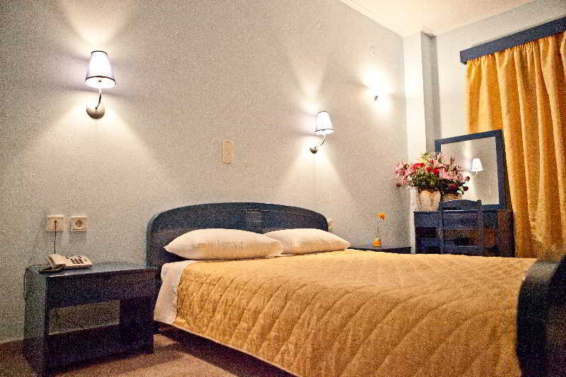 Hotel Venetia Perdika  Buitenkant foto